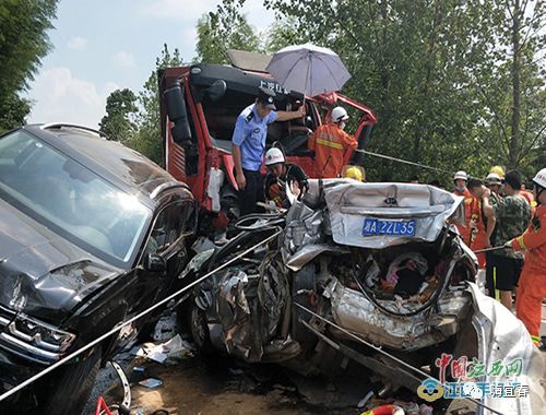 宜春車禍最新報(bào)道，事故現(xiàn)場(chǎng)及救援情況更新